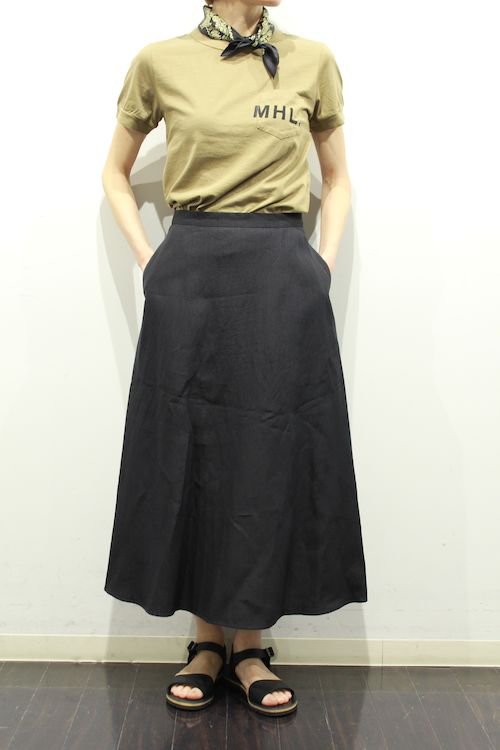 美品【2点セット】MARGARET HOWELL  シルクポロシャツ×スカート